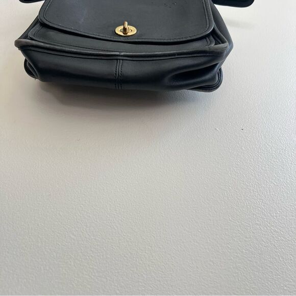 Vintage Coach Black Leather Rambler's Legacy Crossbody Bag - Picture 4 of 16
